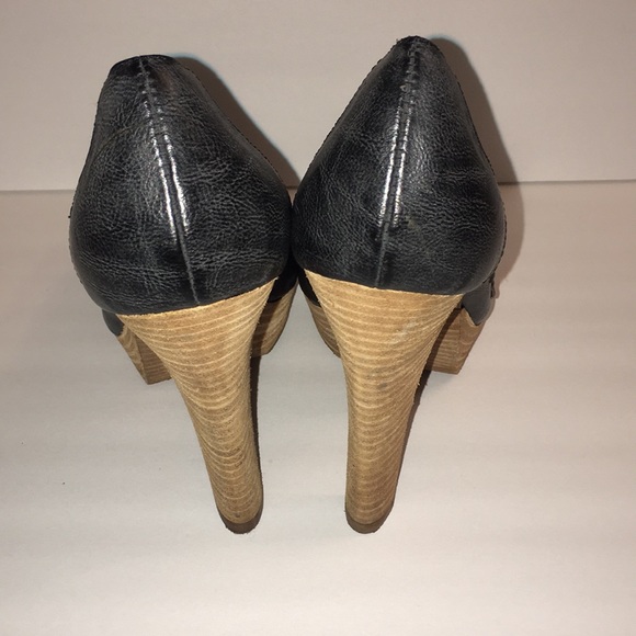 Calvin Klein pumps - Picture 3 of 6